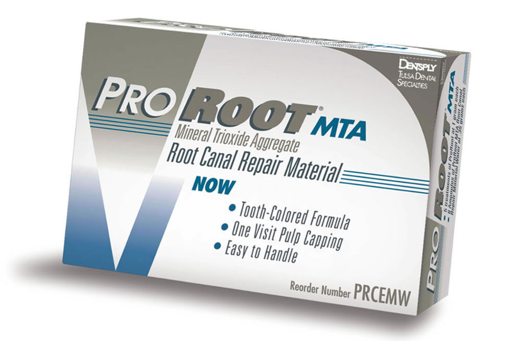 MTAセメントによる緊密な根管充填