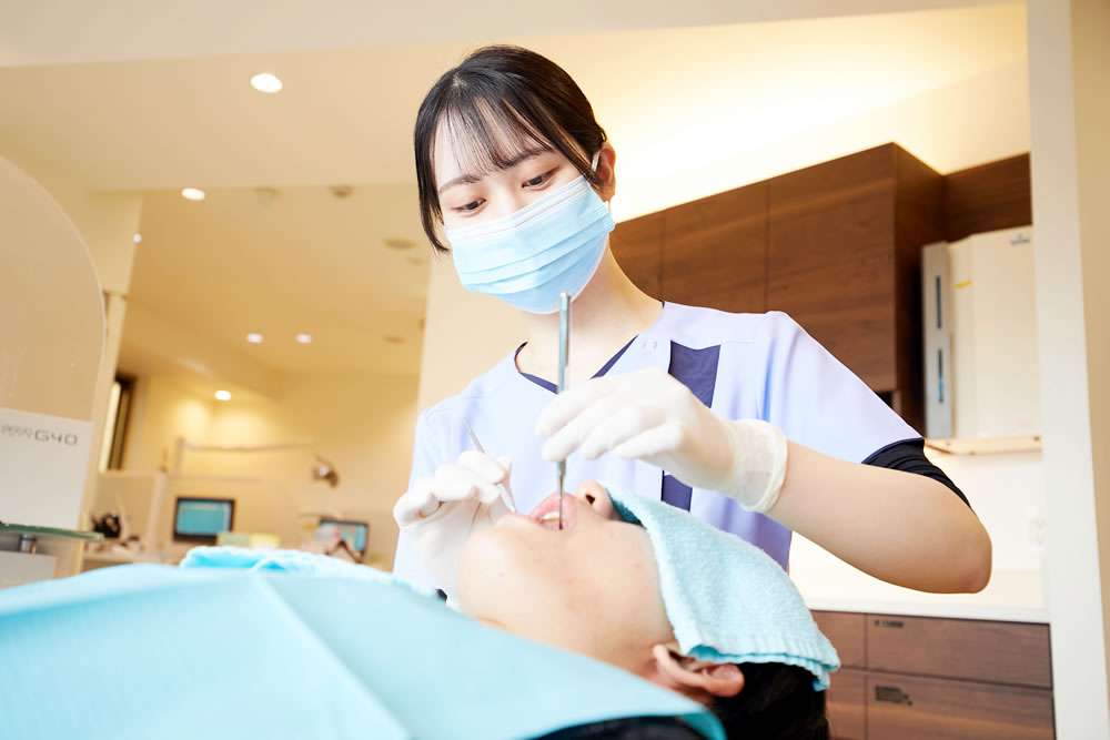 予防・口腔ケアを担当する歯科衛生士